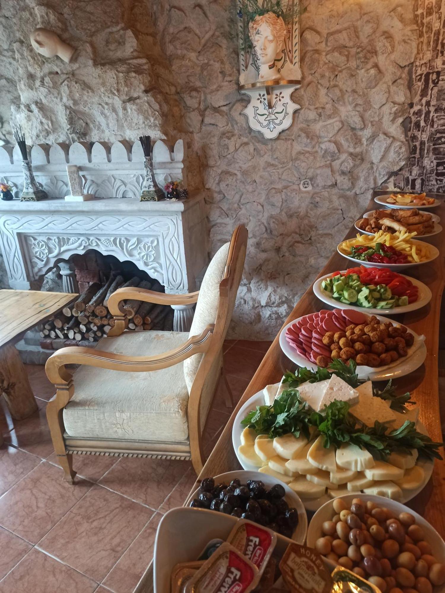 Philosophy Hotel أُتْشيسار المظهر الخارجي الصورة