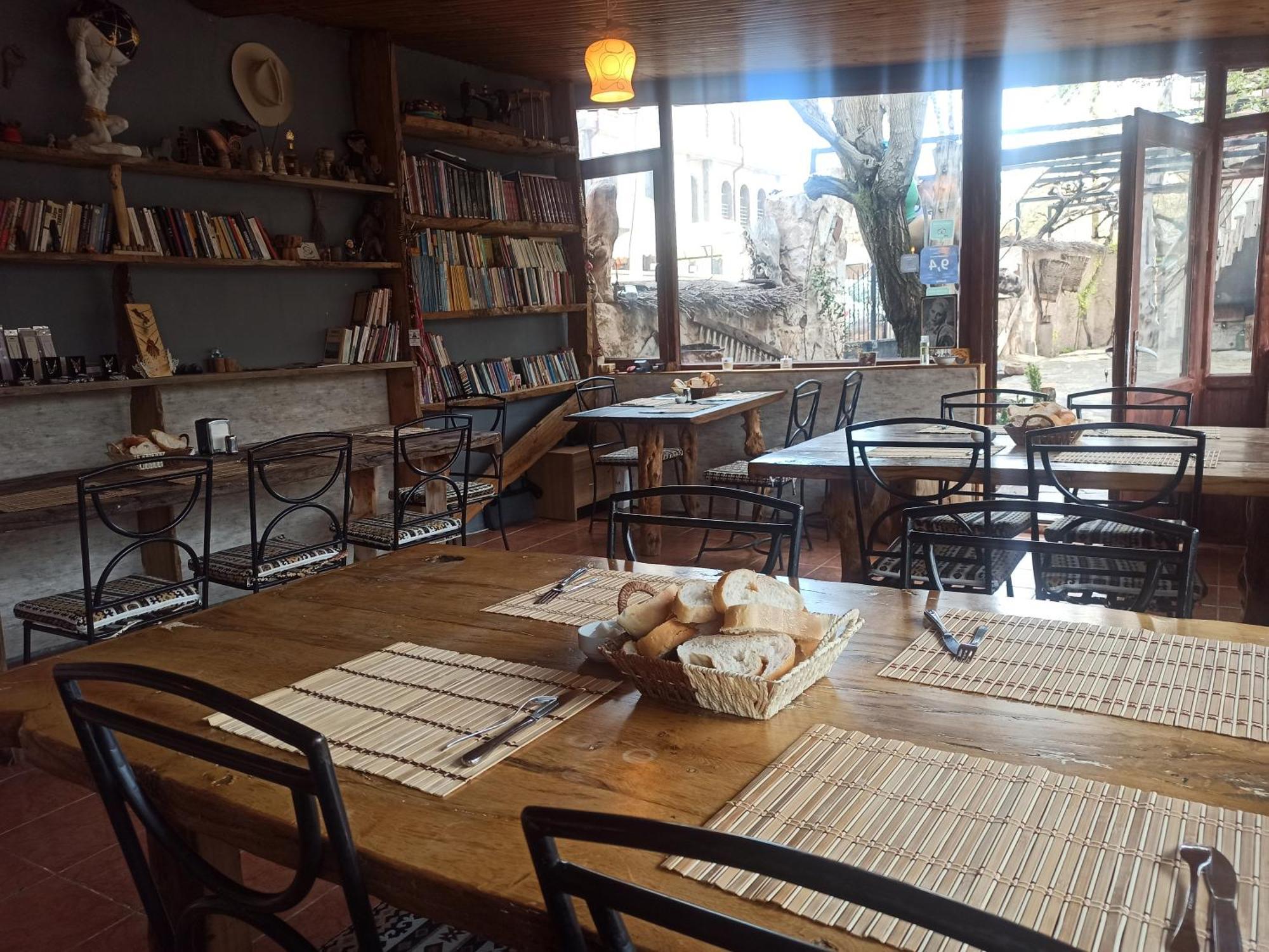 Philosophy Hotel أُتْشيسار المظهر الخارجي الصورة